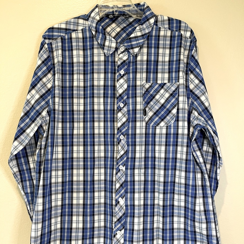 Travis Mathew blue plaid button shirt Mens size XL